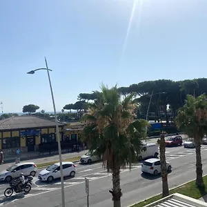 Stupenda Vista Mare Con Finiture Di Lusso Marina Di Carrara